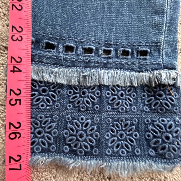 Chico’s So Slimming Girlfriend Slim Ankle Jeans. U.S. size 4R Chico’s size 0 - Picture 11 of 11